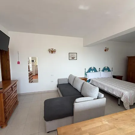Luminoso Atico Loft Con Terraza Junto A La Playa טמאדוסטה