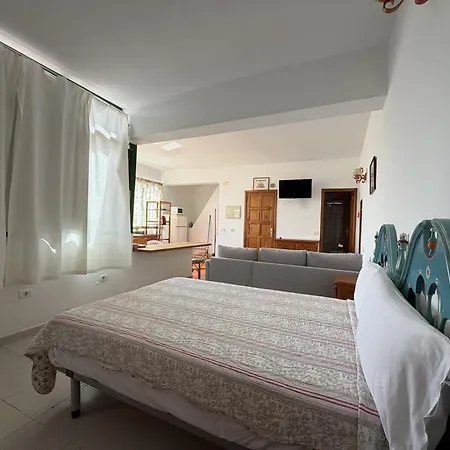 Luminoso Atico Loft Con Terraza Junto A La Playa Apartment *