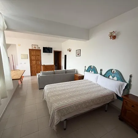 Luminoso Atico Loft Con Terraza Junto A La Playa Apartment *